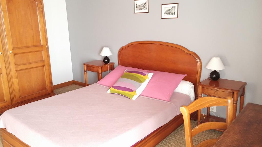 Maison De La Croix Galliot Bed & Breakfast Cherrueix Ruang foto
