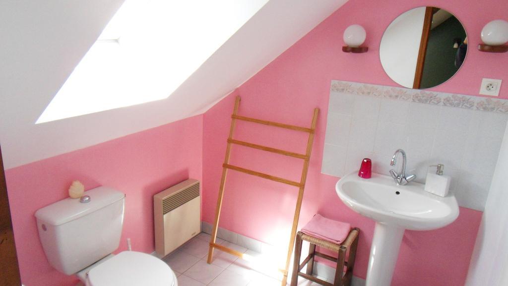 Maison De La Croix Galliot Bed & Breakfast Cherrueix Ruang foto