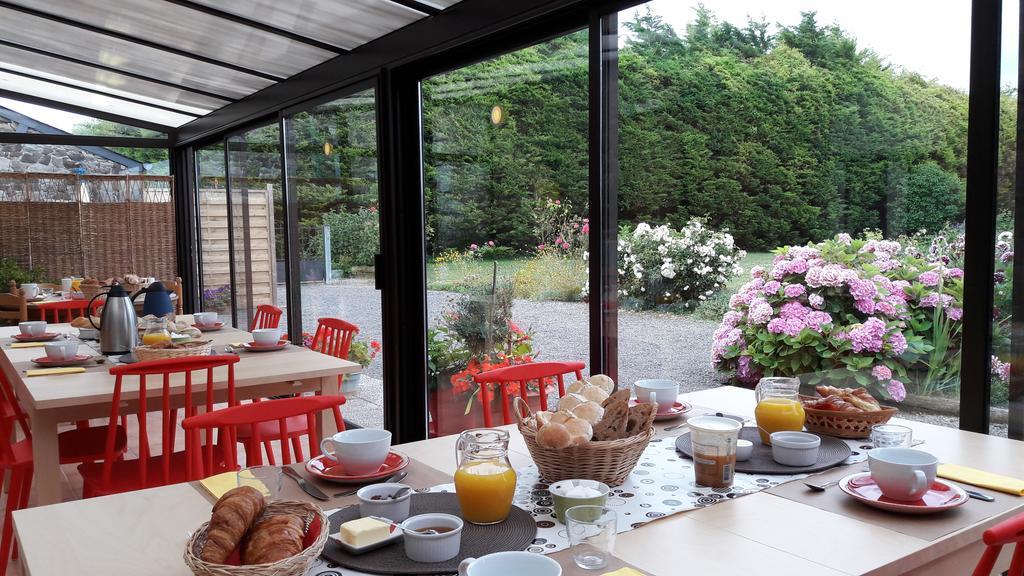 Maison De La Croix Galliot Bed & Breakfast Cherrueix Bagian luar foto
